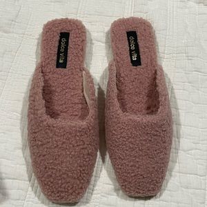 Womens Dolce Vita shoe.Can be used as a house shoe, slipper/casual. Blush color